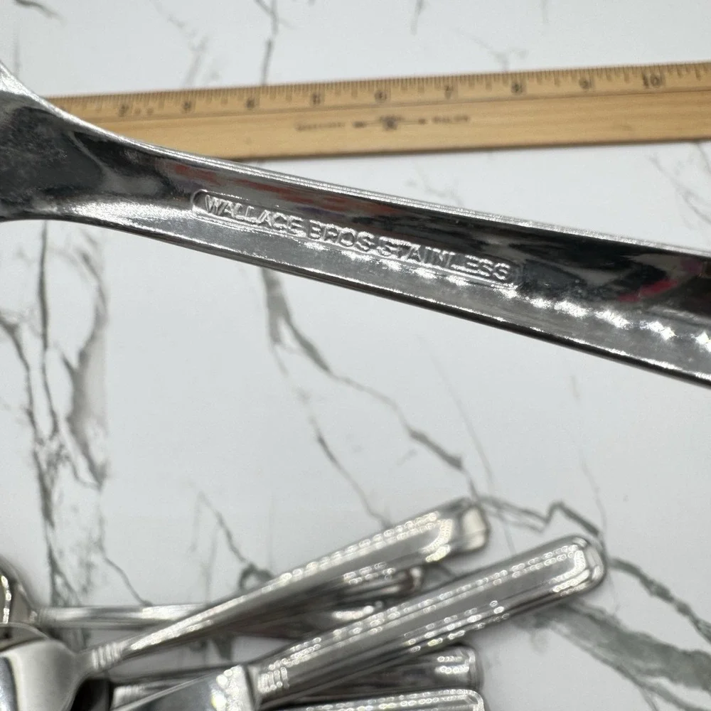 Vintage Wallace Bros Stainless Flatware Set WAS32 USA 32pc w Serving Spoons